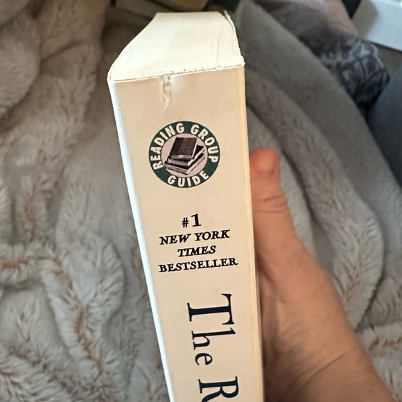 Nicholas Sparks 'The Rescue' Book (Paperback) - Picture 3 of 4